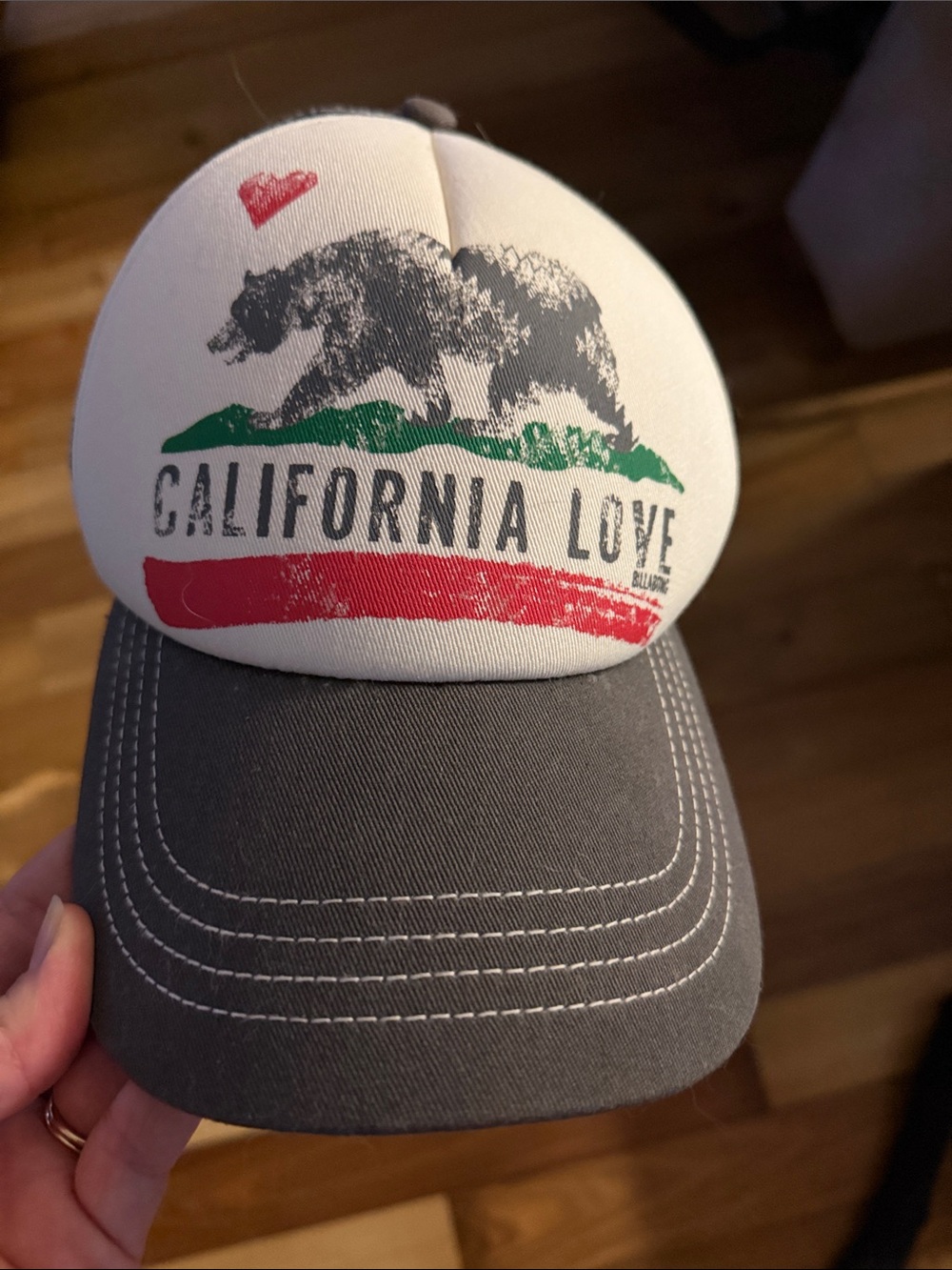 Billabong Women’s Trucker Hat